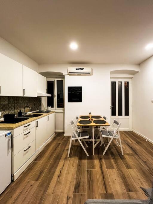 Studio Apartment Joanna Rijeka Exterior foto